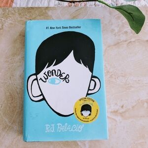 "Wonder" by R.J. Palacio Special Edition